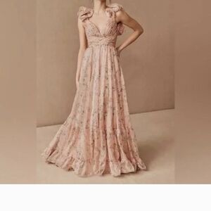 NWT Mac Duggal Pink Ruffle Tiered Floral Cut-Out Chiffon Gown Dress size 6